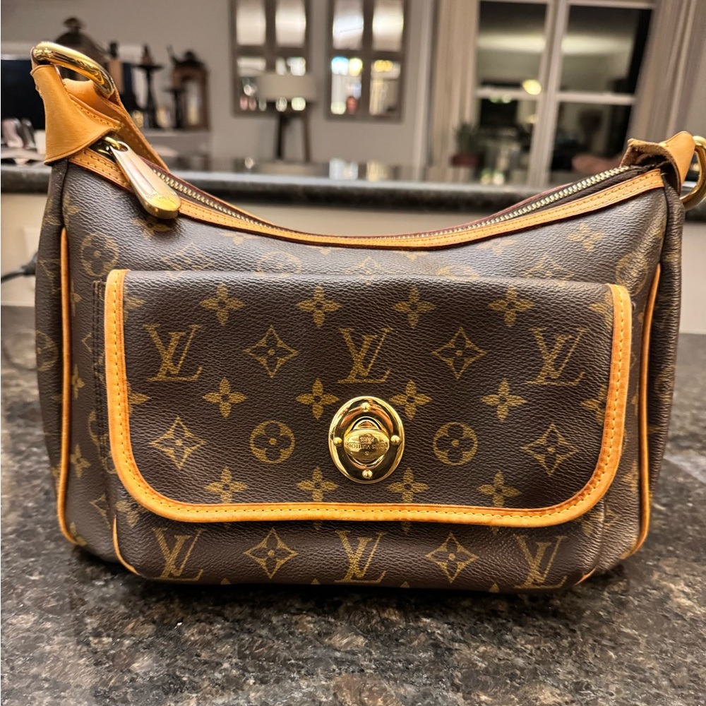 Louis Vuitton Monogram Tikal GM